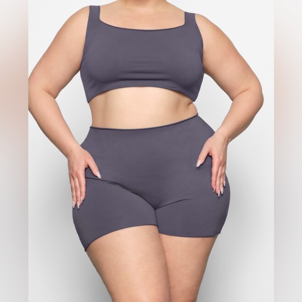 SKIMS Raw Edge Cami Top